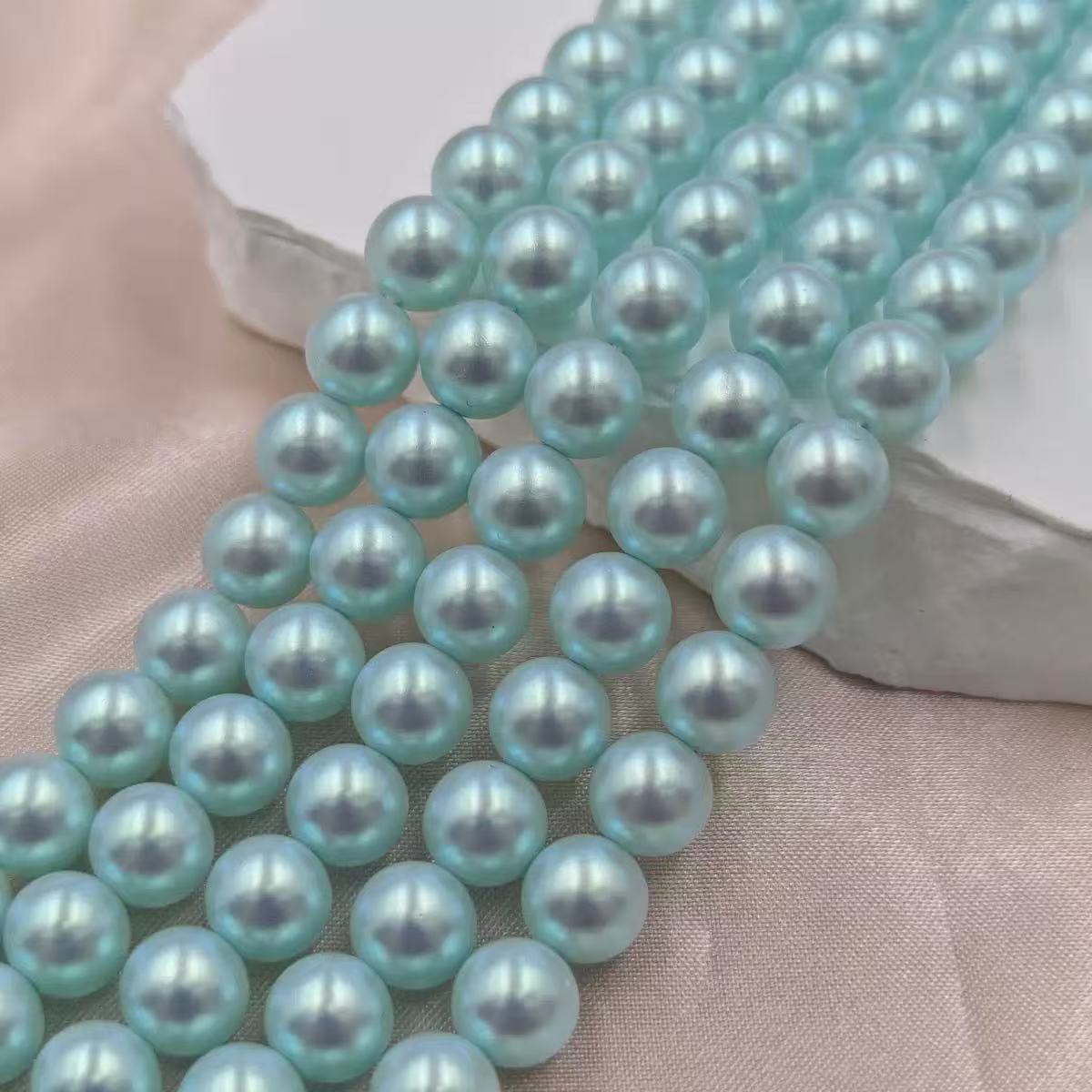 Artificial pearls